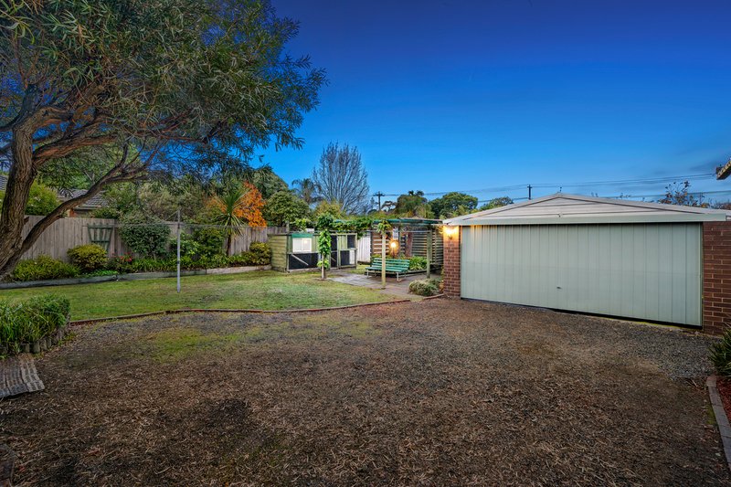 Photo - 62 Folkstone Crescent, Ferntree Gully VIC 3156 - Image 11