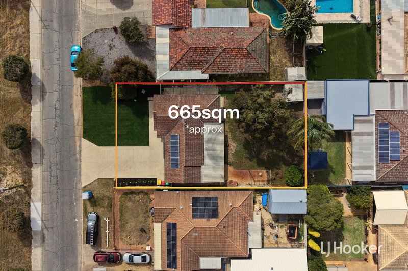 Photo - 62 Gibson Way, Beechboro WA 6063 - Image 2