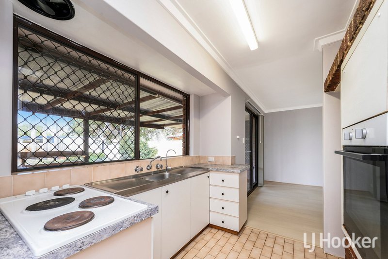 Photo - 62 Gibson Way, Beechboro WA 6063 - Image 8