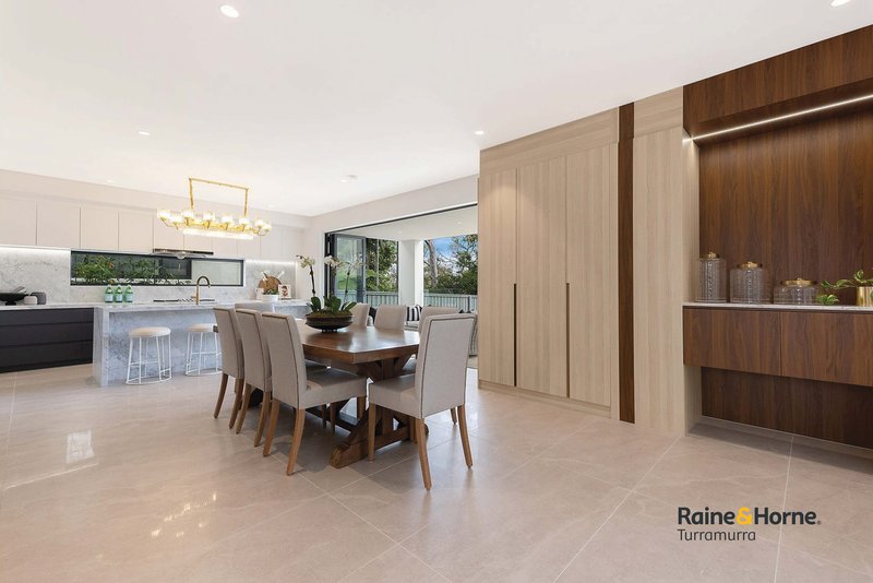 Photo - 62 Grosvenor Street, Wahroonga NSW 2076 - Image 9