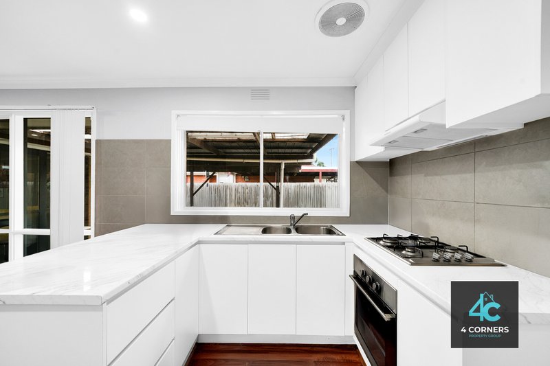Photo - 62 Heaths Road, Hoppers Crossing VIC 3029 - Image 8