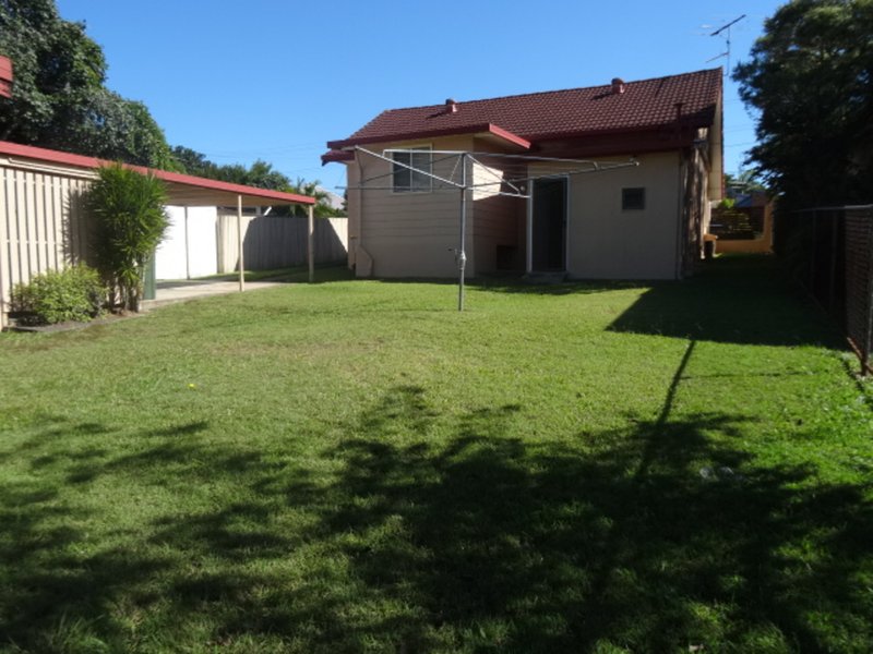 Photo - 62 Hedley Avenue, Nundah QLD 4012 - Image 11