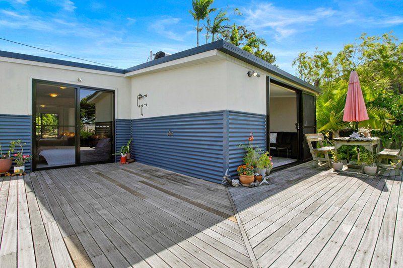 Photo - 62 Helsham Street, Point Vernon QLD 4655 - Image 12