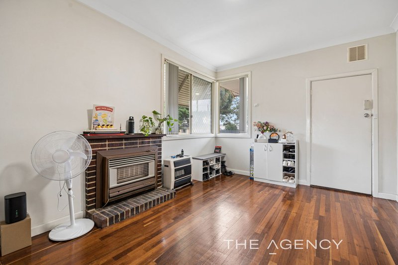 Photo - 62 Hepburn Way, Balga WA 6061 - Image 3