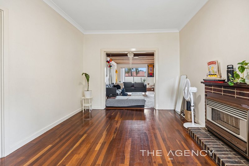 Photo - 62 Hepburn Way, Balga WA 6061 - Image 4