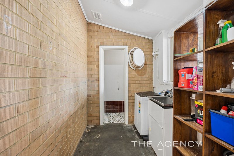 Photo - 62 Hepburn Way, Balga WA 6061 - Image 11
