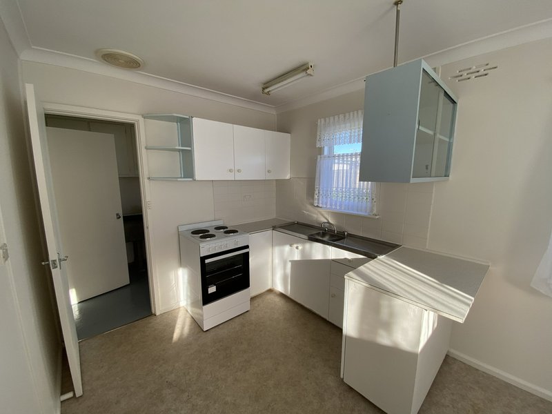 Photo - 62 Hume Street, Goulburn NSW 2580 - Image 3