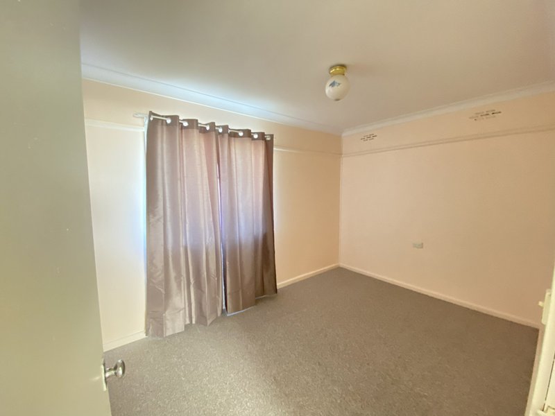 Photo - 62 Hume Street, Goulburn NSW 2580 - Image 7