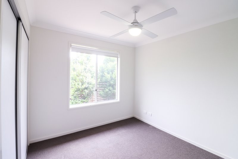 Photo - 62 Huntingdale Street, Leichhardt QLD 4305 - Image 7