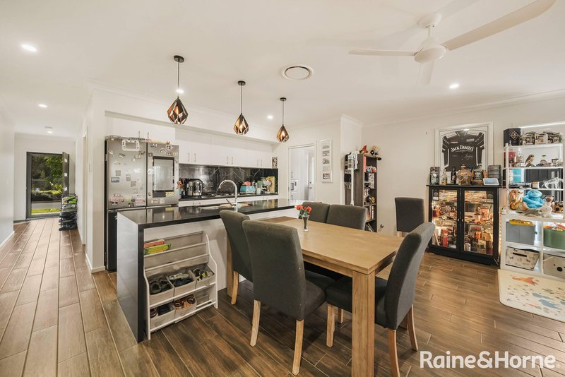 Photo - 62 Ingall Loop, Catherine Field NSW 2557 - Image 3