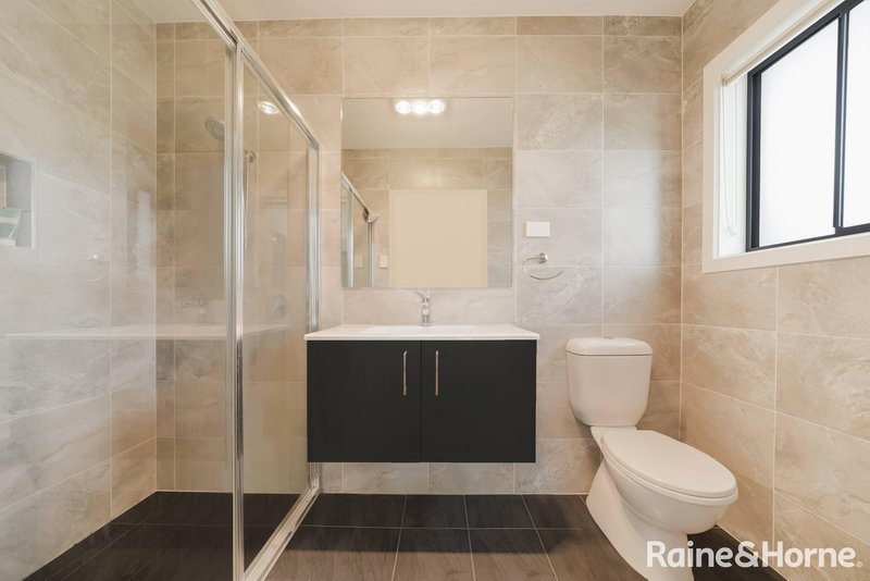 Photo - 62 Ingall Loop, Catherine Field NSW 2557 - Image 8