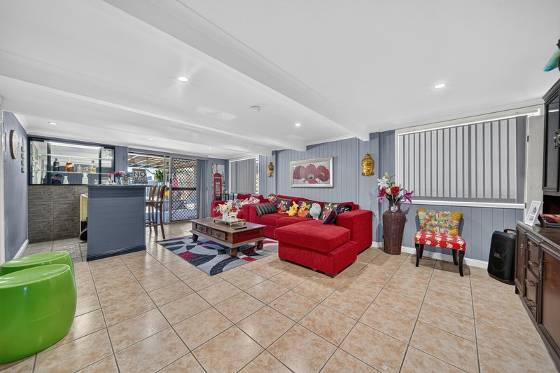 Photo - 62 Jacaranda Drive, Albany Creek QLD 4035 - Image 26
