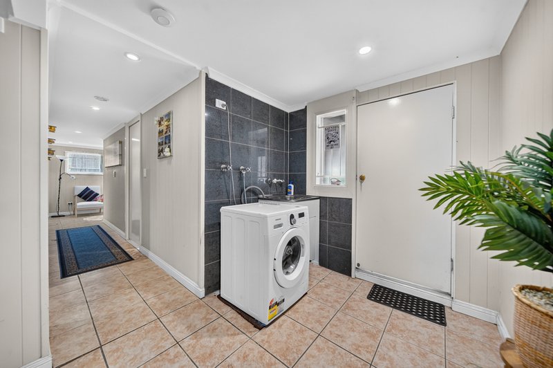 Photo - 62 Jacaranda Drive, Albany Creek QLD 4035 - Image 31