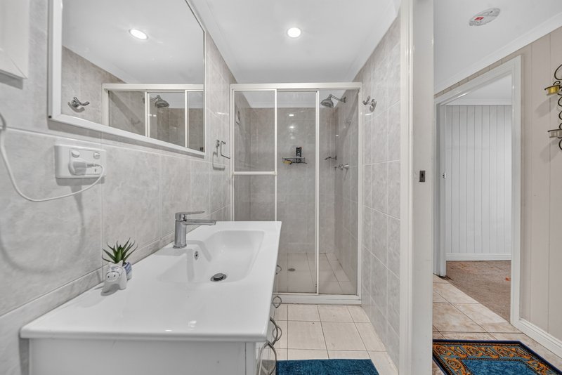 Photo - 62 Jacaranda Drive, Albany Creek QLD 4035 - Image 33