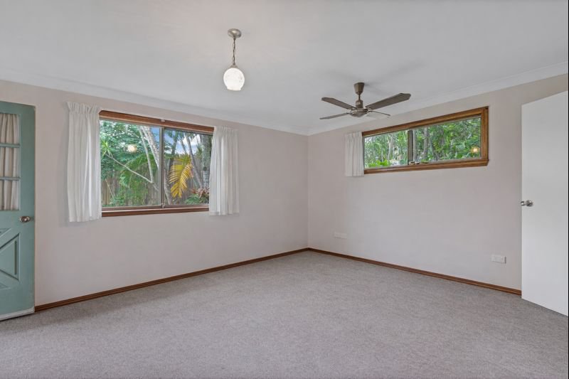 Photo - 62 Karawatha Drive, Mountain Creek QLD 4557 - Image 9