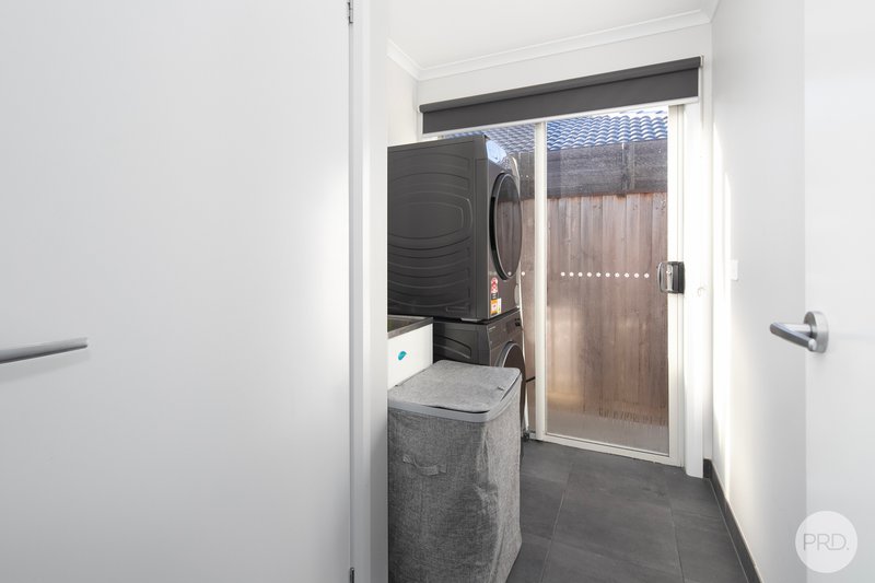 Photo - 62 Kensington Boulevard, Smythes Creek VIC 3351 - Image 13