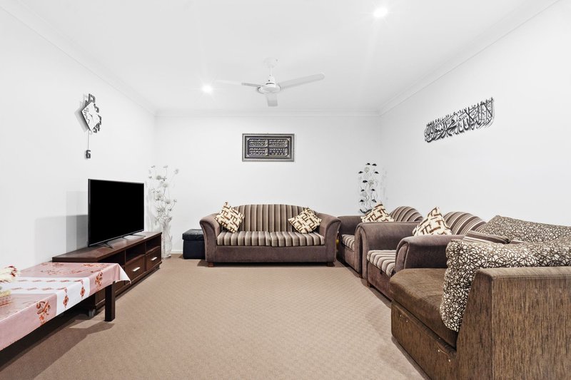 Photo - 62 Kerry Street, Marsden QLD 4132 - Image 9