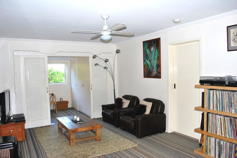 Photo - 62 Lakeview Road, Kilaben Bay NSW 2283 - Image 4