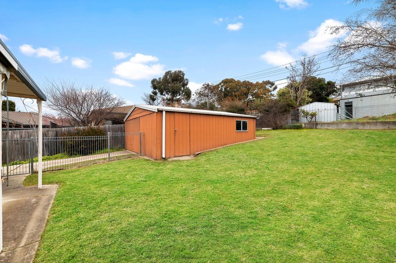 Photo - 62 Lambrigg Street, Farrer ACT 2607 - Image 16