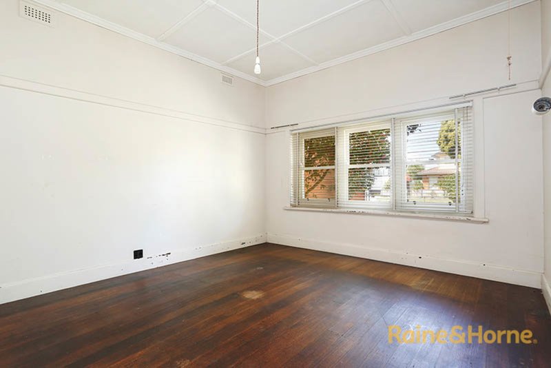 Photo - 62 Langs Road, Ascot Vale VIC 3032 - Image 4