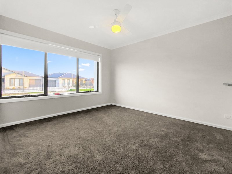 Photo - 62 Leeson Street, Officer South VIC 3809 - Image 7