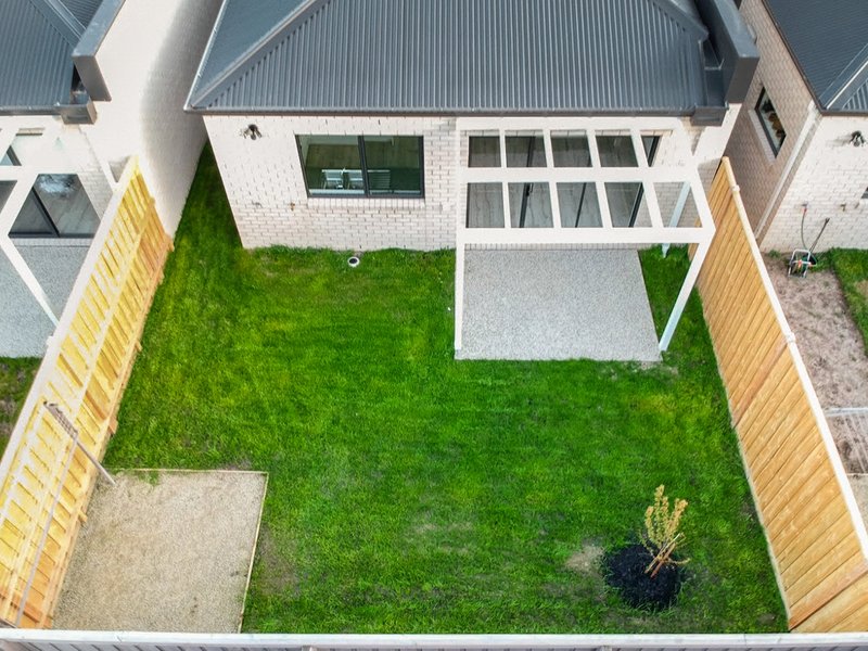 Photo - 62 Leeson Street, Officer South VIC 3809 - Image 12