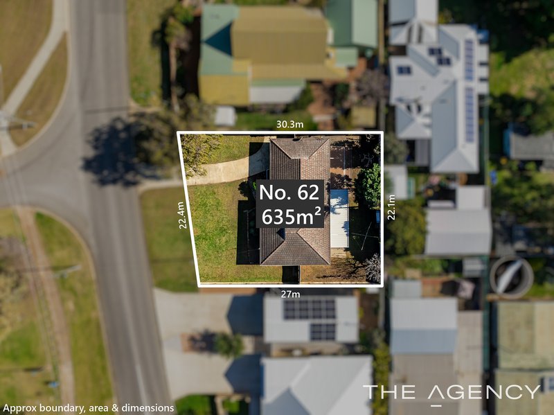 Photo - 62 Leighton Road, Halls Head WA 6210 - Image 3