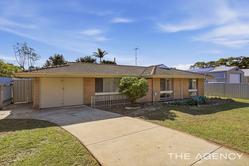 Photo - 62 Leighton Road, Halls Head WA 6210 - Image 4