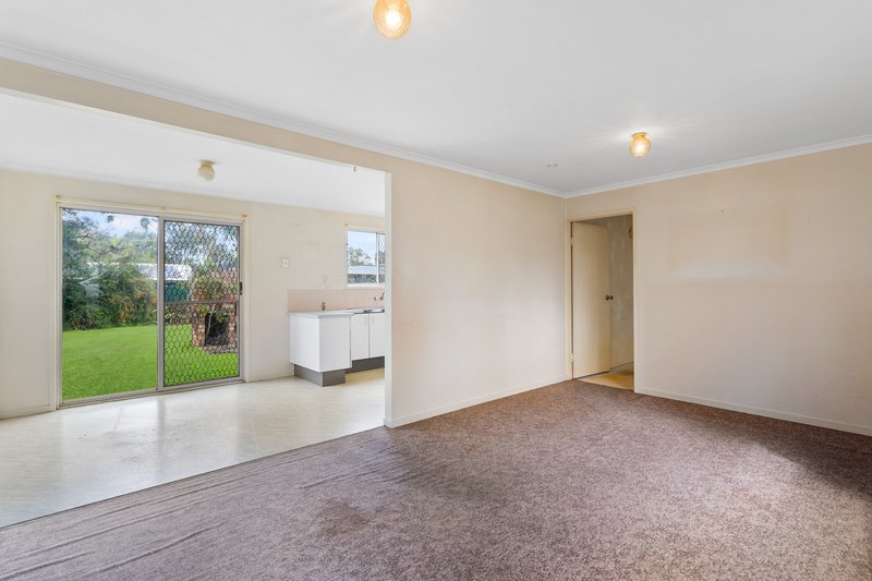 Photo - 62 Leonie St , Deception Bay QLD 4508 - Image 5