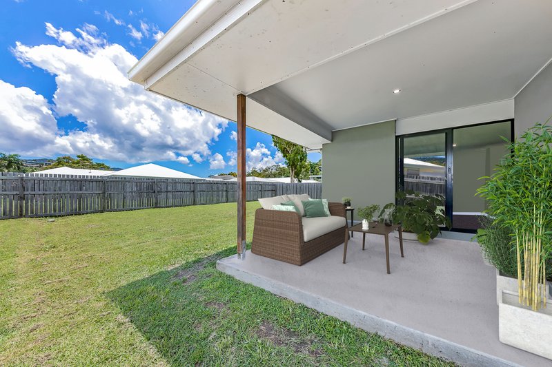 Photo - 62 Macarthur Drive, Cannonvale QLD 4802 - Image 4