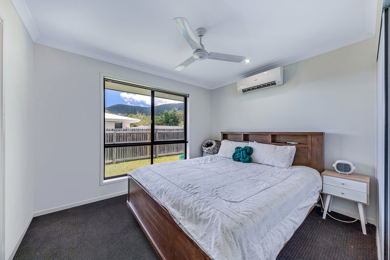 Photo - 62 Macarthur Drive, Cannonvale QLD 4802 - Image 8