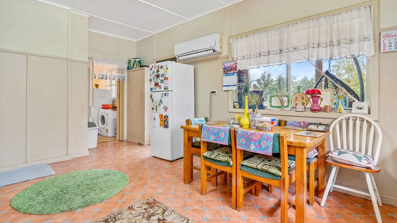 Photo - 62 Marlee Street, Wingham NSW 2429 - Image 4