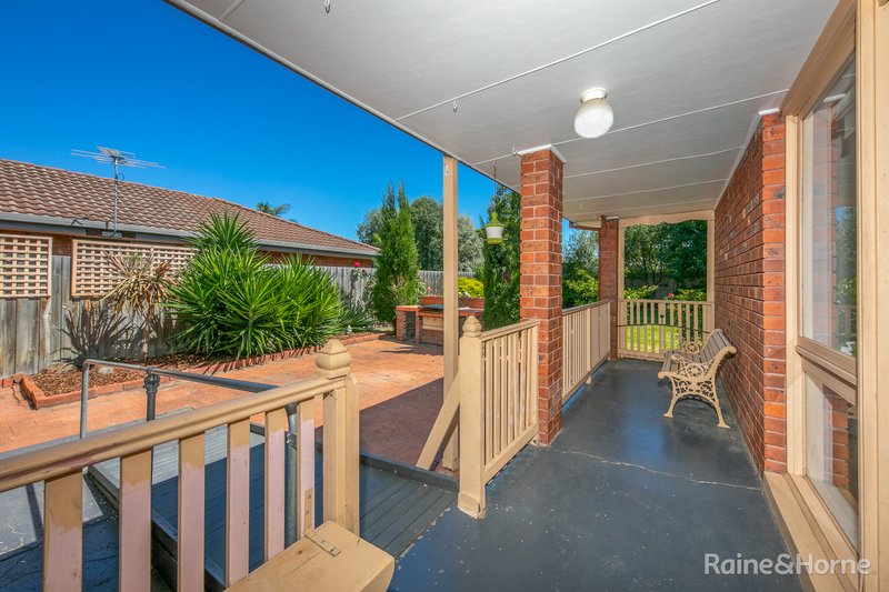 Photo - 62 Mcewen Drive, Sunbury VIC 3429 - Image 11