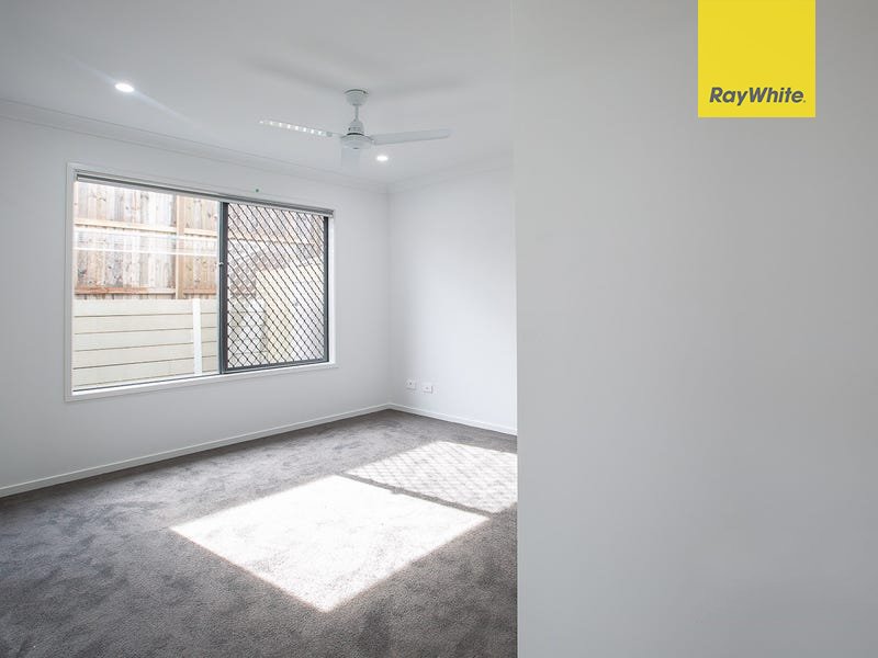 Photo - 62 Mckinnon Drive, Yarrabilba QLD 4207 - Image 6
