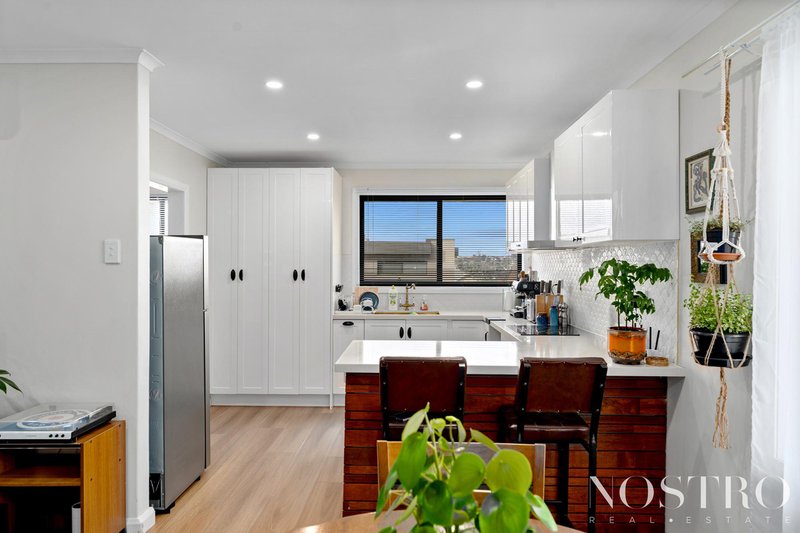 Photo - 62 Mcpherson Street, Essendon VIC 3040 - Image 4