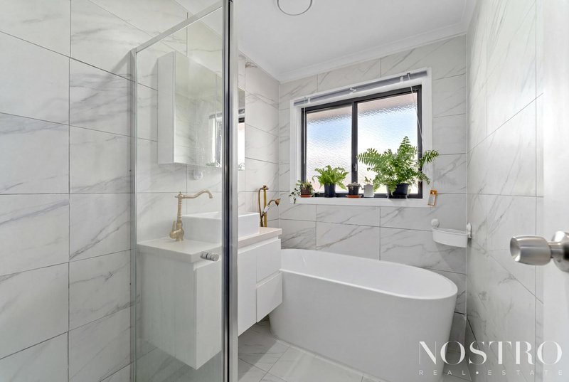 Photo - 62 Mcpherson Street, Essendon VIC 3040 - Image 6