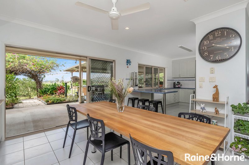 Photo - 62 Melrose Crescent, Kelso QLD 4815 - Image 7