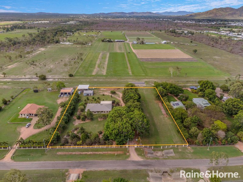 Photo - 62 Melrose Crescent, Kelso QLD 4815 - Image 14