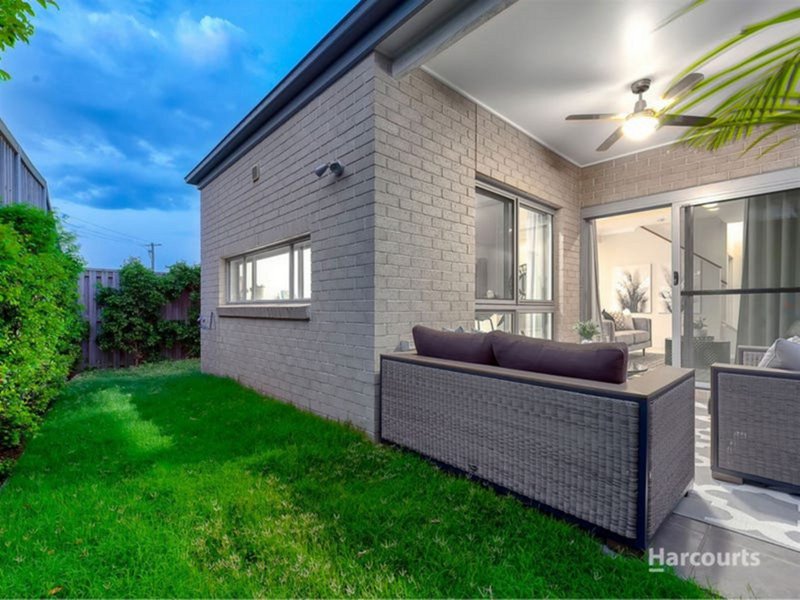 Photo - 62 Merimbula Crescent, Fitzgibbon QLD 4018 - Image 18