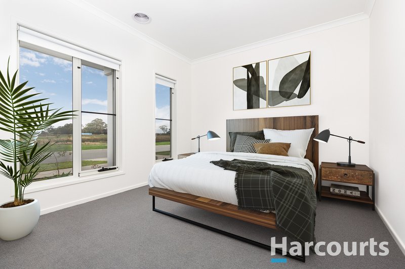 Photo - 62 Mortlake Drive, Officer South VIC 3809 - Image 4