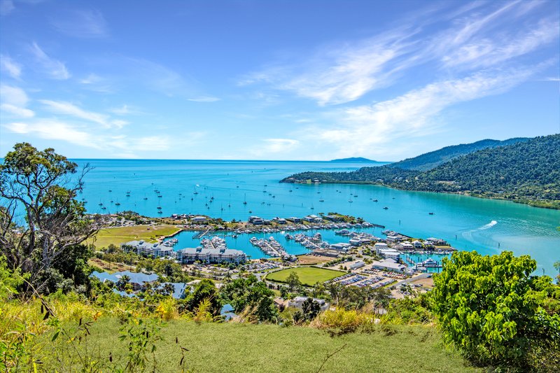 Photo - 62 Mount Whitsunday Drive, Airlie Beach QLD 4802 - Image 3