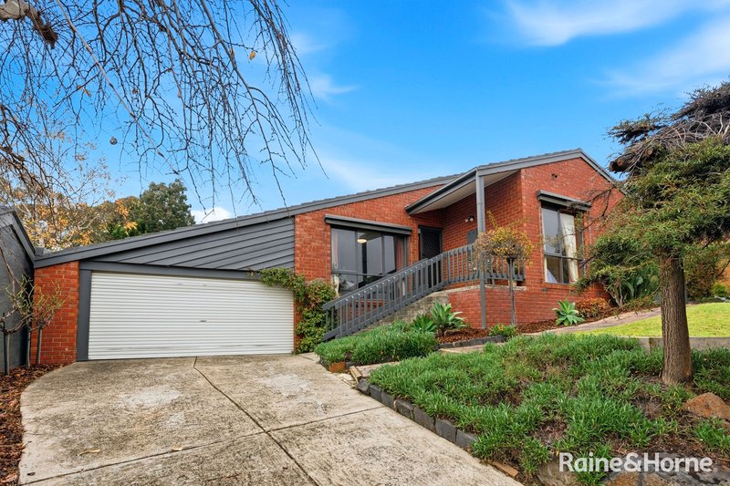 Photo - 62 Newlands Crescent, Doncaster East VIC 3109 - Image 1