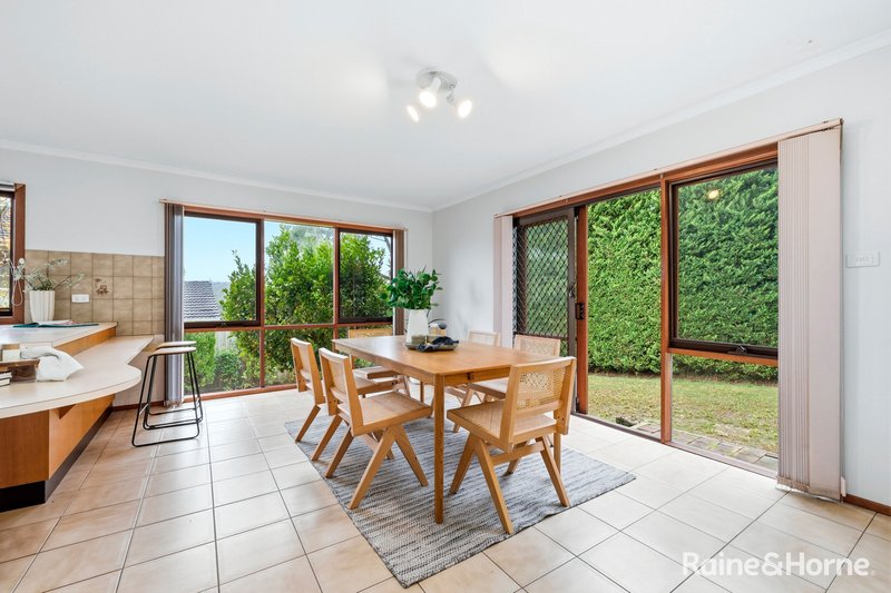 Photo - 62 Newlands Crescent, Doncaster East VIC 3109 - Image 6
