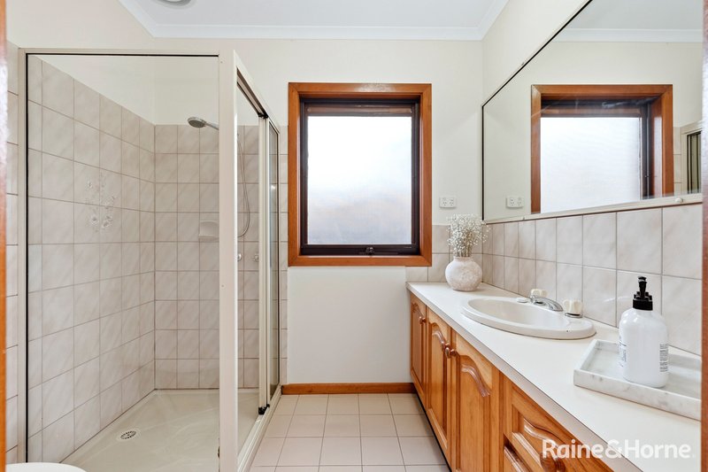 Photo - 62 Newlands Crescent, Doncaster East VIC 3109 - Image 14