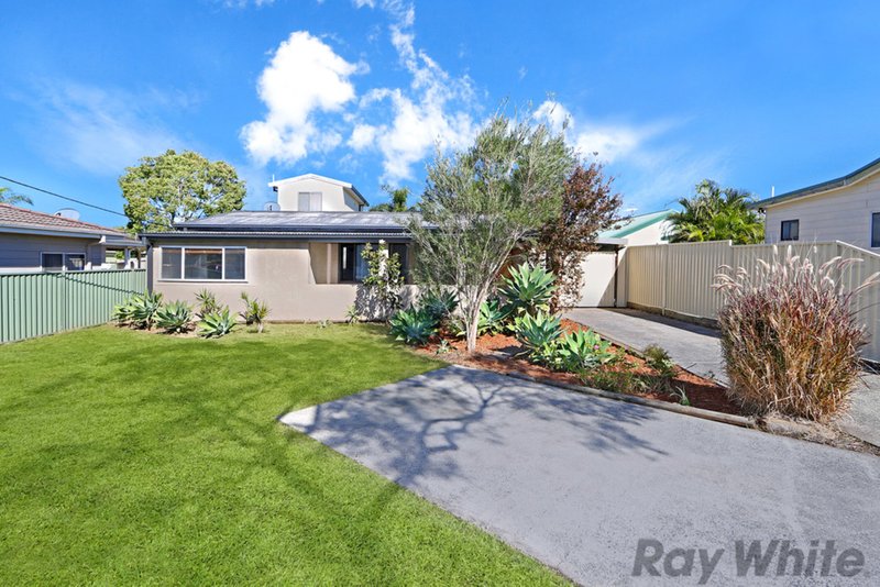 62 Ocean View Road, Gorokan NSW 2263