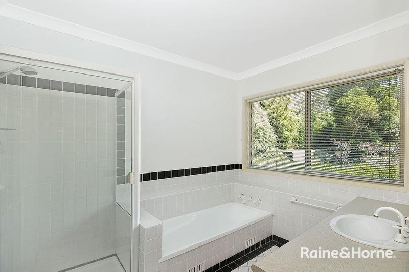 Photo - 62 Oxley Drive, Mittagong NSW 2575 - Image 7
