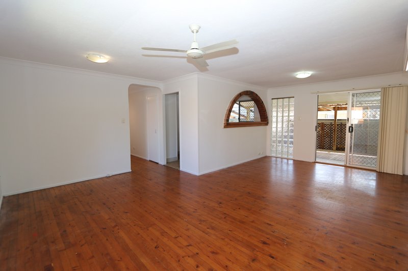 Photo - 62 Panache Street, Molendinar QLD 4214 - Image 7