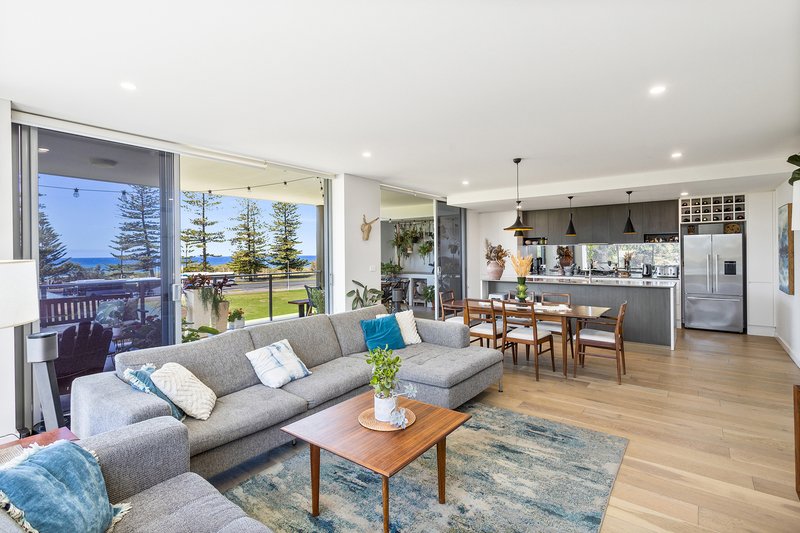 Photo - 6/2 Parkside Avenue, Wollongong NSW 2500 - Image 2