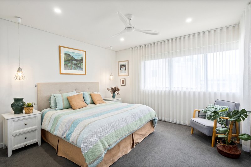 Photo - 6/2 Parkside Avenue, Wollongong NSW 2500 - Image 7