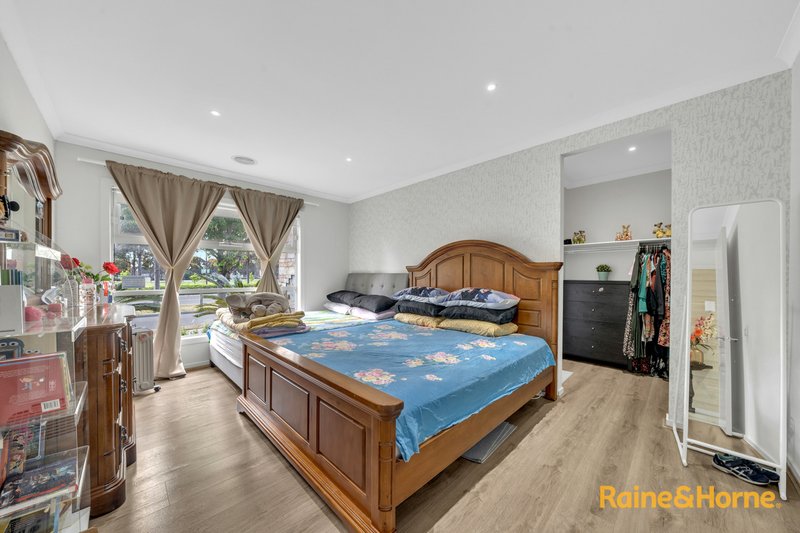 Photo - 62 Prendergast Avenue, Cranbourne East VIC 3977 - Image 8